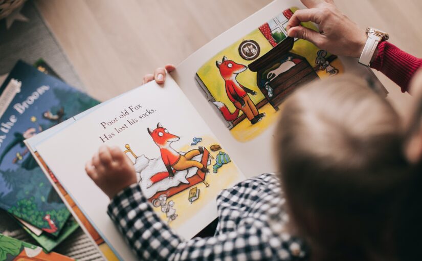 Cojines infantiles con dibujos originales para tu rincón de lectura